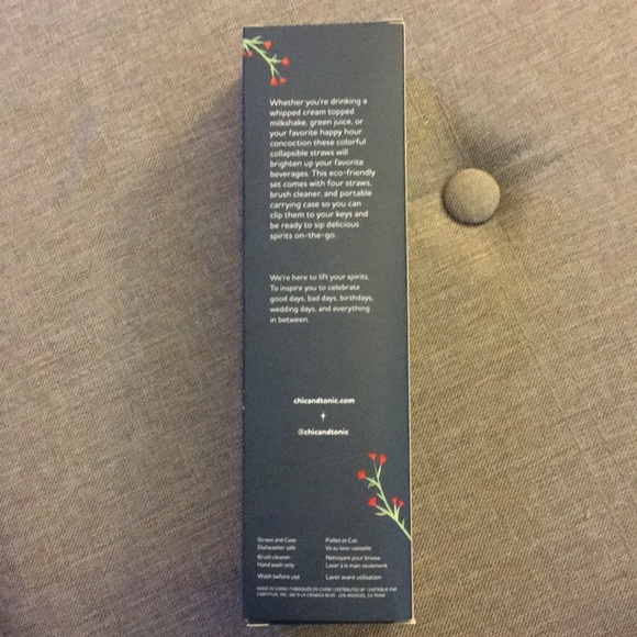 Silicone Straws, Brush Cleaner and Plastic Case - Picture 3 of 4